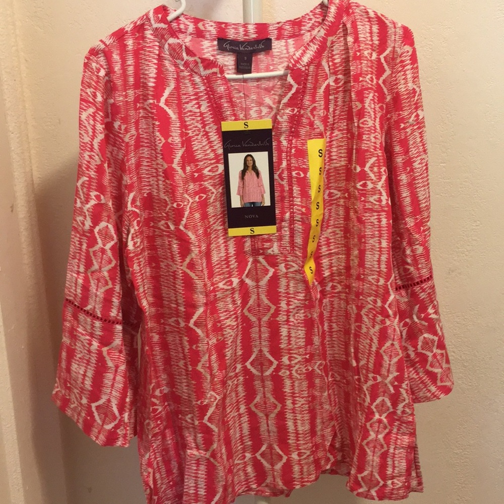 Women’s shirt